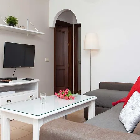 Casa Shila By Vacanzy Collection La Oliva